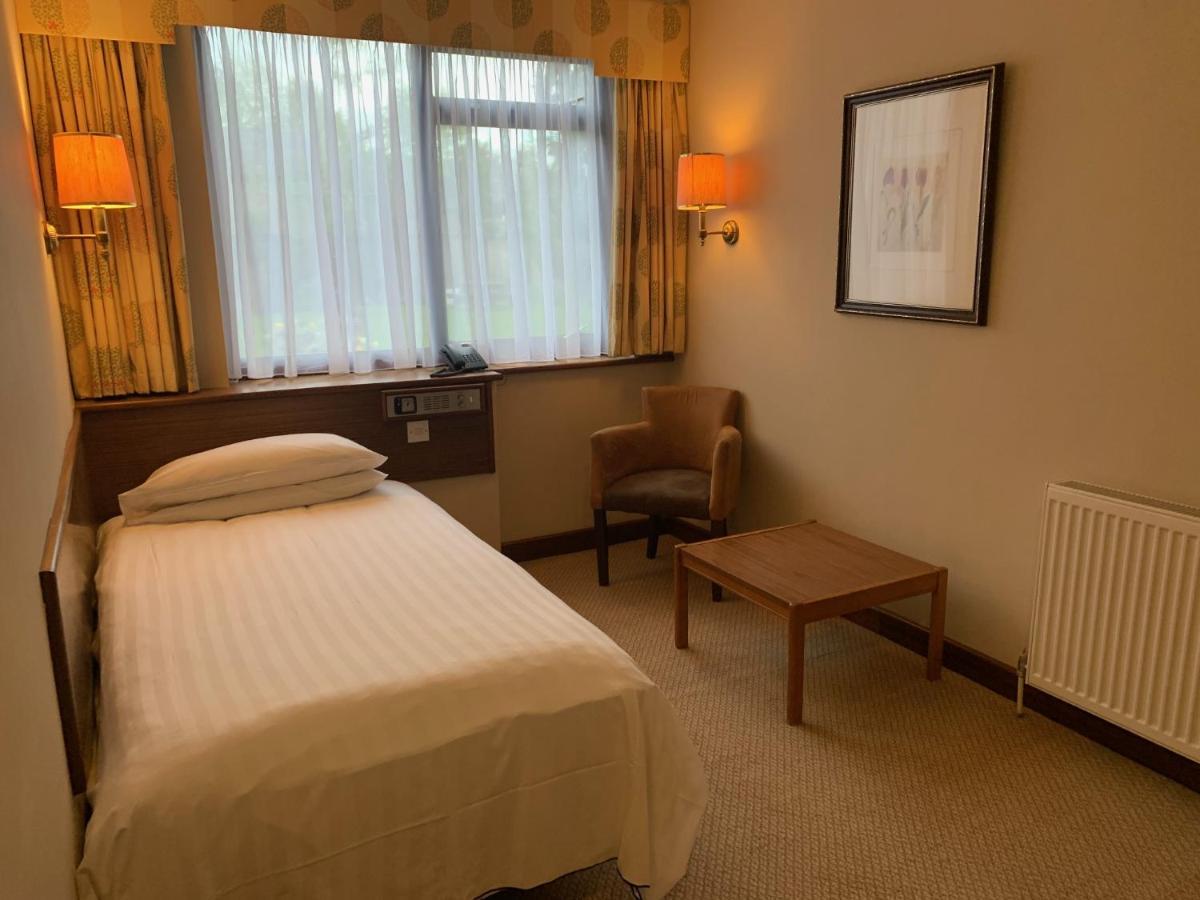 Littlebury Hotel 比斯特 外观 照片